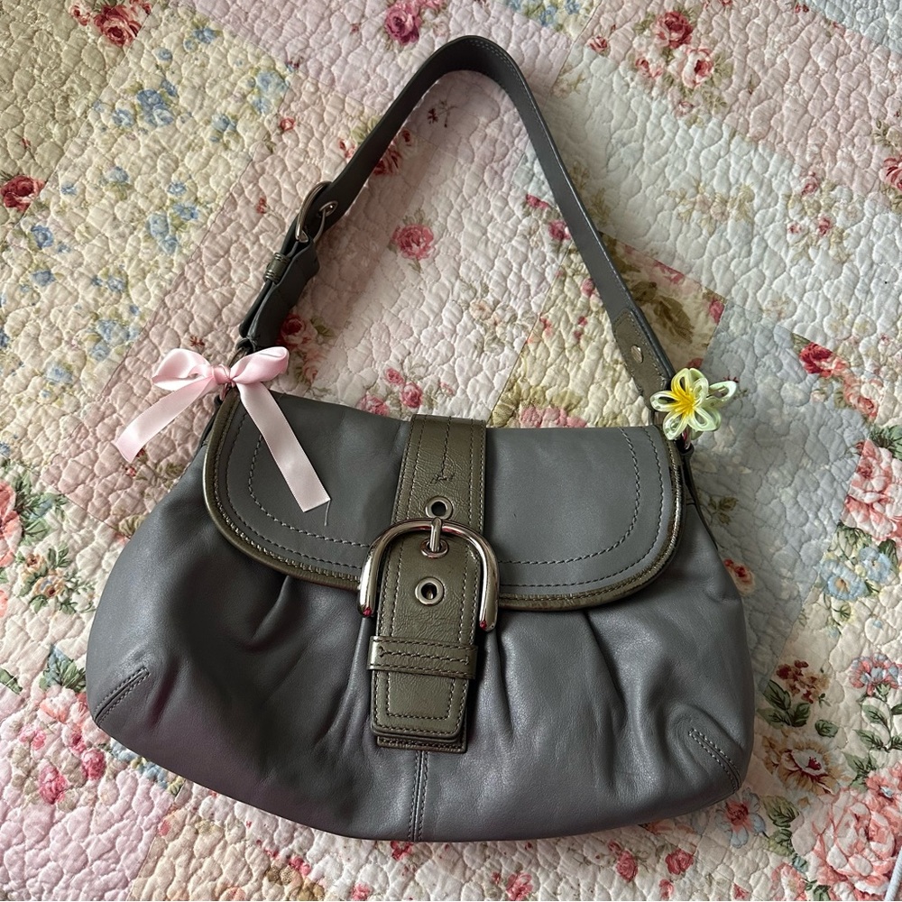 Vintage Coach F15204 Grey SoHo Shoulder Buckle Bag